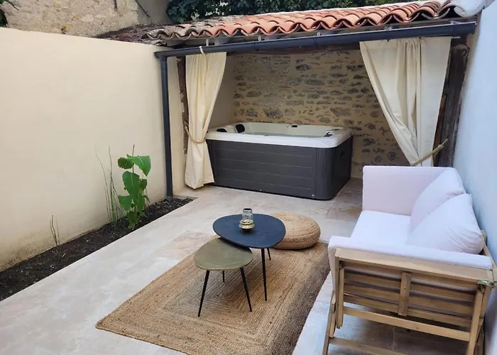 아파트 Lieu Unique Coeur De Avec Terrasse Et Jacuzzi *